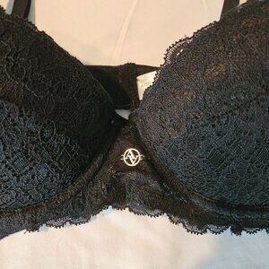 Adrienne Vittadini Studio Black Lace Underwire Push‎ Up Bra 36B Nylon/Spandex